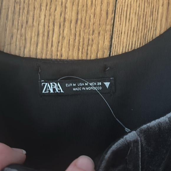- NWOT ZARA velvet corset crop top medium - Picture 10 of 16